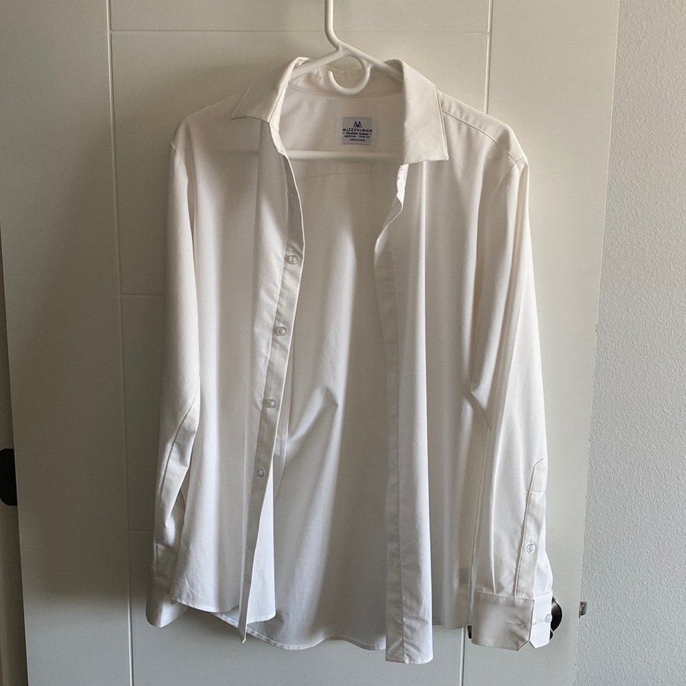 Mizzen + Main, white dress shirt.